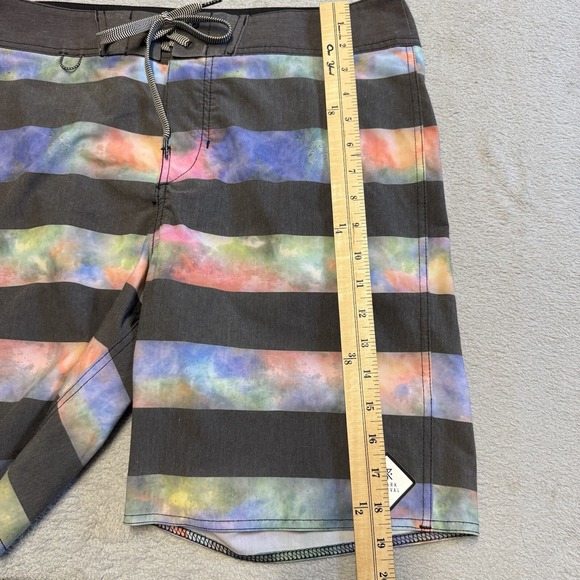 Roark Revival Board Shorts Mens 33 Colorblock‎ Stripoli Beach Outdoors - Picture 11 of 12